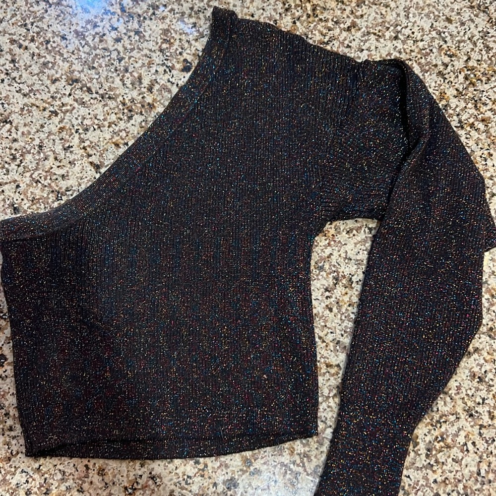 One shoulder sparkle top